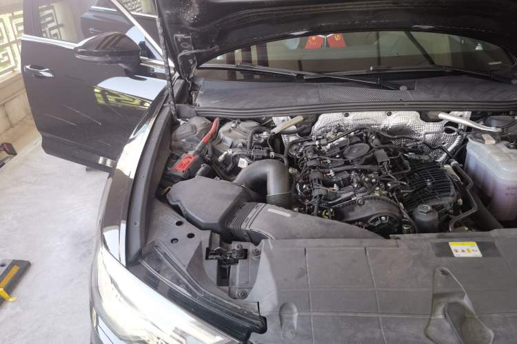 Used Audi A6L 2022 45 TFSI Prestige Dynamic Edition Engine Bay Right