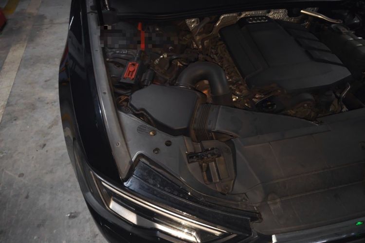 Used Audi A6L 2022 45 TFSI Prestige Elegant Edition Engine Bay Right