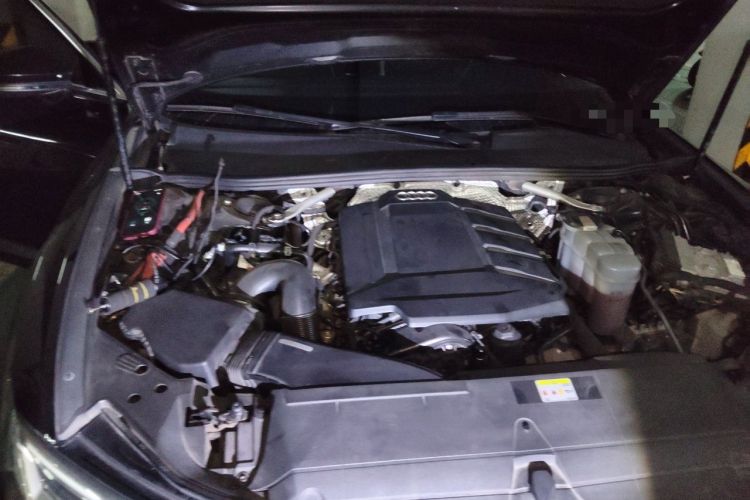 Used Audi A6L 2022 45 TFSI Prestige Elegant Edition Engine Bay Right