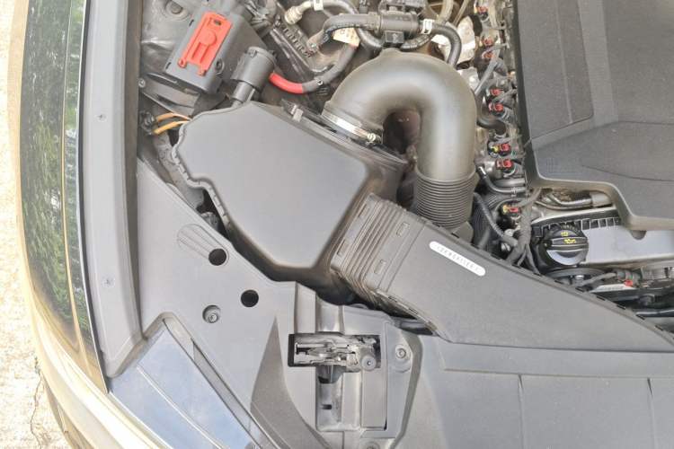 Used Audi A6L 2022 45 TFSI Prestige Dynamic Edition Engine Bay Right