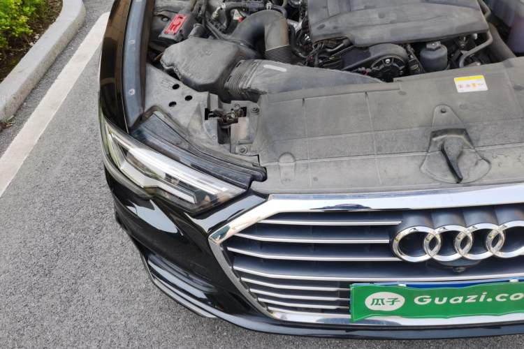 Used Audi A6L 2022 40 TFSI Luxury Dynamic Model Engine Bay Right