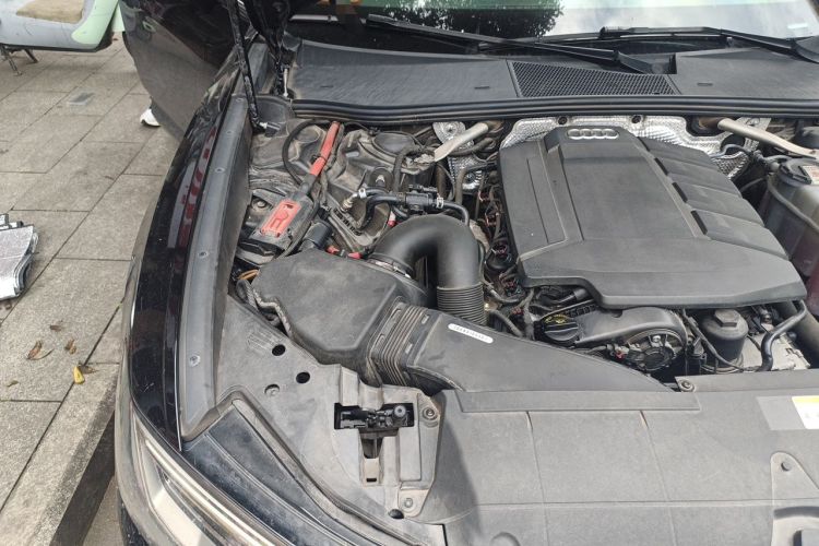 Used Audi A6L 2022 45 TFSI Prestige Dynamic Edition Engine Bay Right