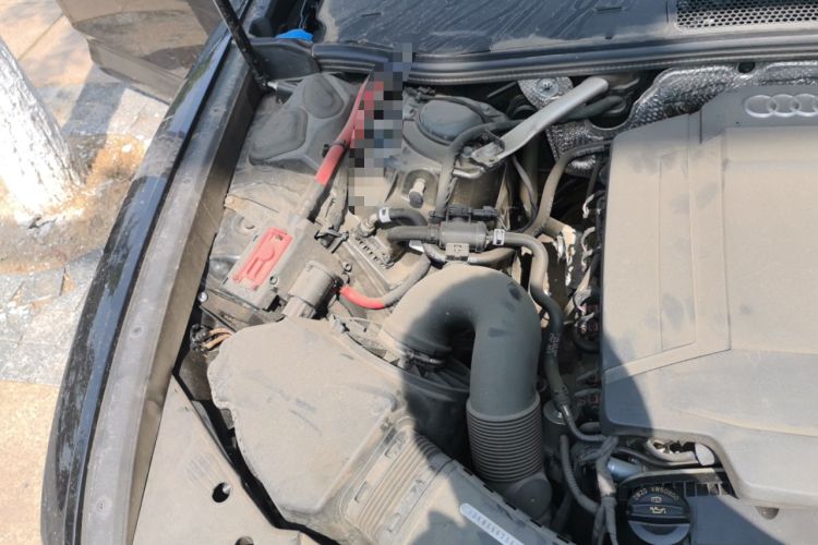 Used Audi A6L 2022 40 TFSI Luxury Dynamic Model Engine Bay Right