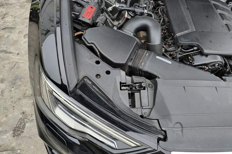 Used Audi A6L 2022 45 TFSI Prestige Dynamic Edition Engine Bay Right