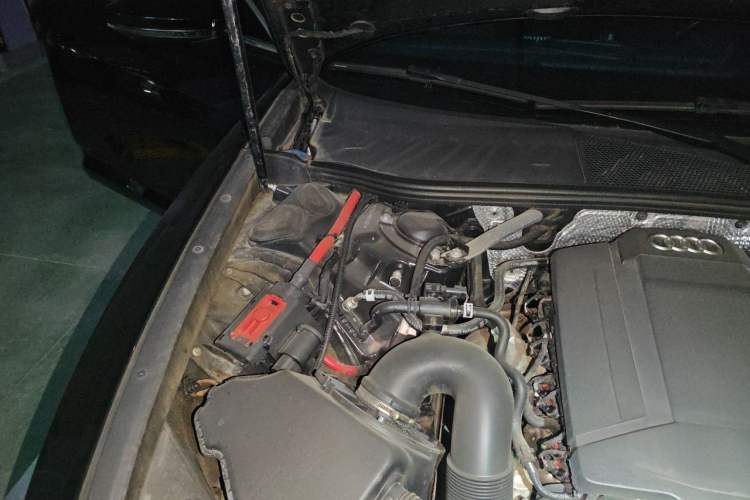 Used Audi A6L 2022 45 TFSI Prestige Dynamic Edition Engine Bay Right