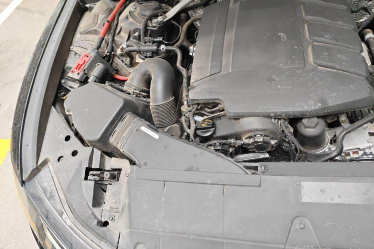 Used Audi A6L 2022 40 TFSI Luxury Dynamic Model Engine Bay Right