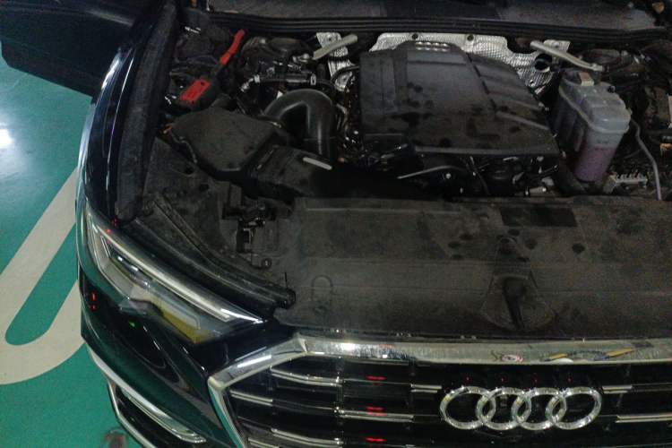 Used Audi A6L 2022 45 TFSI Prestige Dynamic Edition Engine Bay Right