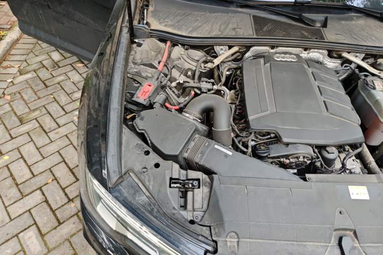 Used Audi A6L 2022 45 TFSI quattro Prestige Dynamic Edition Engine Bay Right