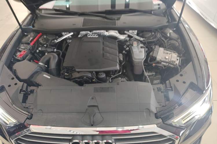 Used Audi A6L 2022 45 TFSI Prestige Dynamic Edition Engine Bay