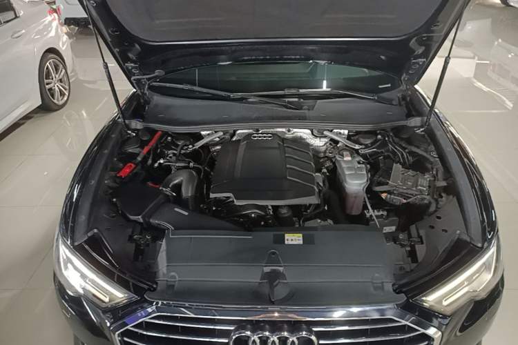 Used Audi A6L 2022 40 TFSI Luxury Prestige Edition Engine Bay