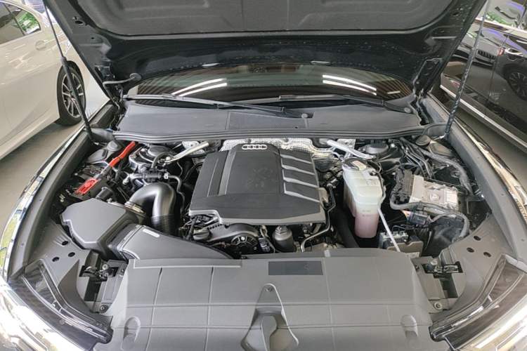 Used Audi A6L 2022 45 TFSI Prestige Elegant Edition Engine Bay