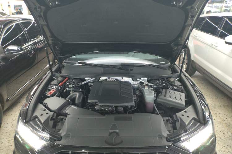 Used Audi A6L 2022 45 TFSI quattro Prestige Dynamic Edition Engine Bay