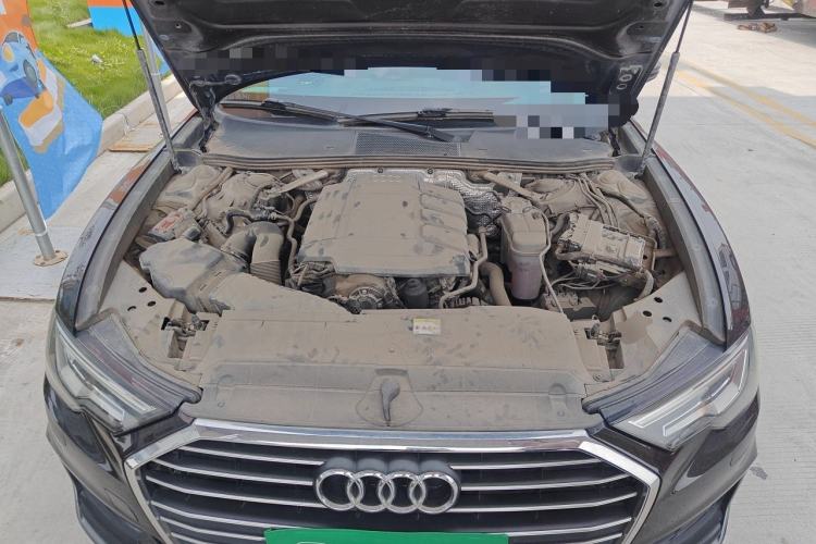 Used Audi A6L 2022 40 TFSI Luxury Dynamic Model Engine Bay