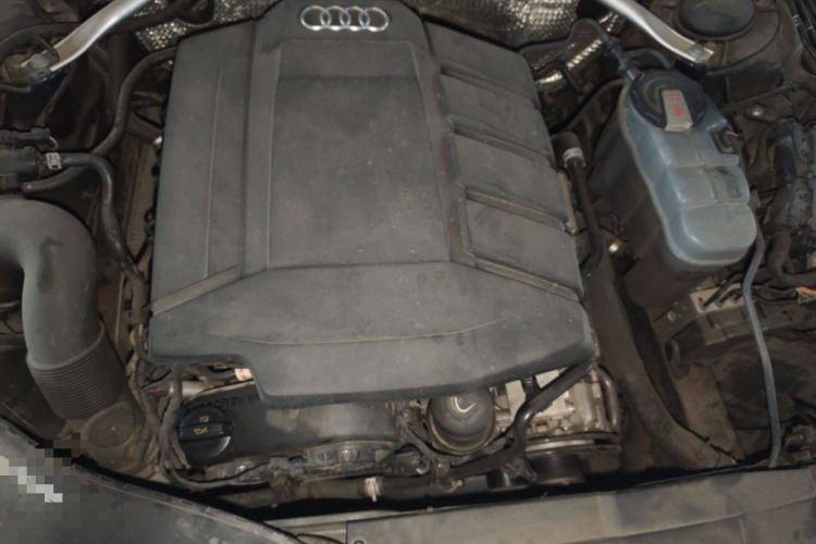 Used Audi A6L 2022 45 TFSI Prestige Dynamic Edition Engine Bay