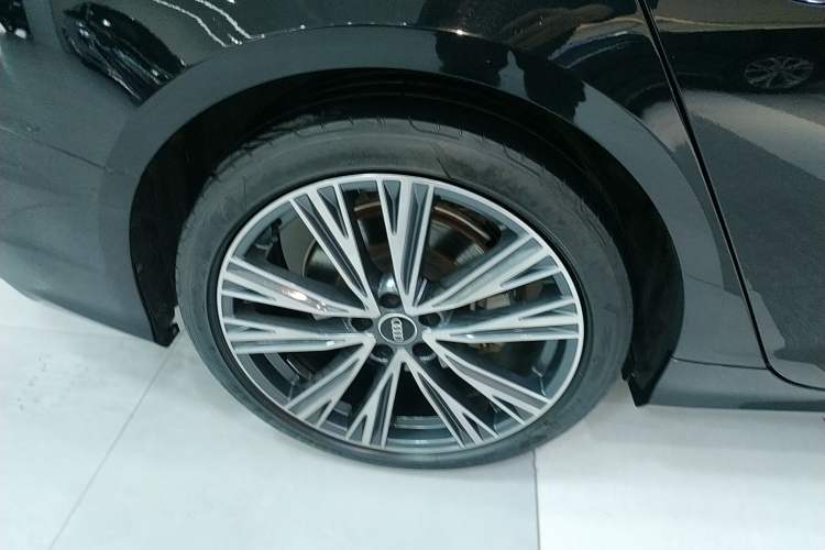 Used Audi A6L 2022 40 TFSI Luxury Dynamic Model Exterior 5