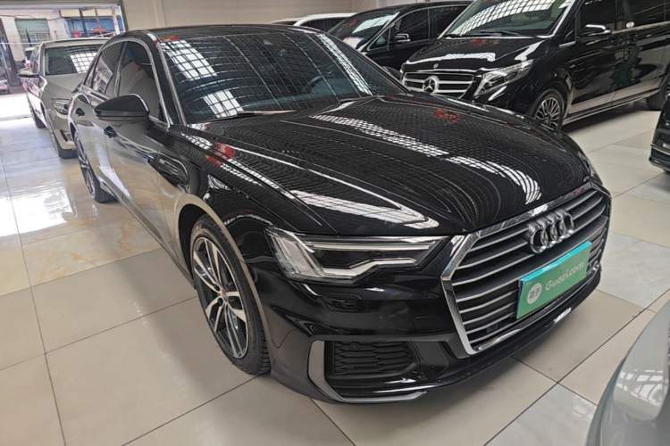 Used Audi A6L 2022 40 TFSI Luxury Dynamic Model Front Right 45 Deg