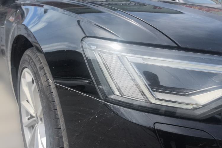 Used Audi A6L 2022 40 TFSI Luxury Prestige Edition Front Right 45 Deg