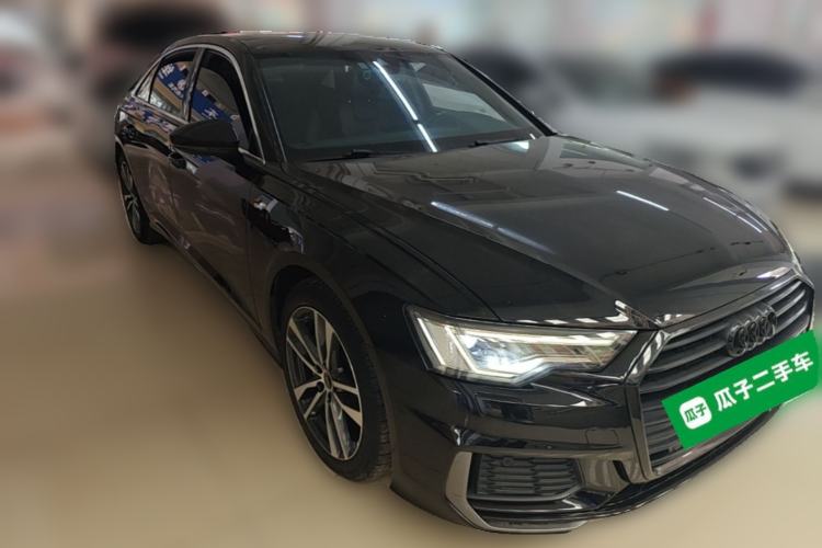 Used Audi A6L 2022 40 TFSI Luxury Dynamic Model Front Right 45 Deg
