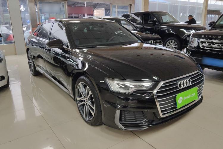 Used Audi A6L 2022 40 TFSI Luxury Dynamic Model Front Right 45 Deg
