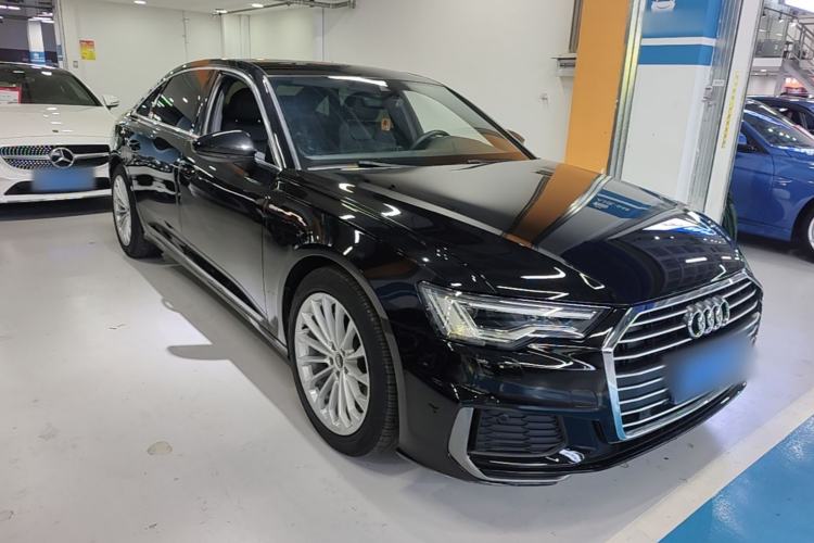 Used Audi A6L 2022 45 TFSI Prestige Dynamic Edition Front Right 45 Deg