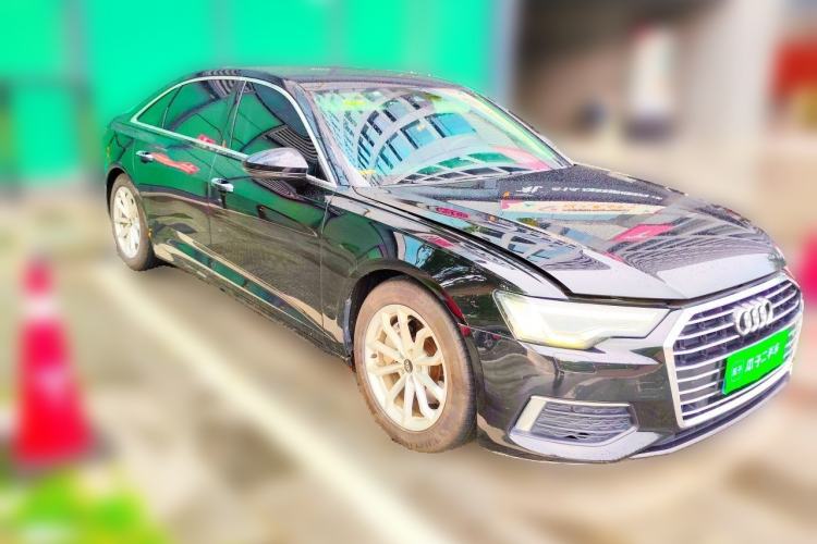 Used Audi A6L 2022 40 TFSI Luxury Prestige Edition Front Right 45 Deg