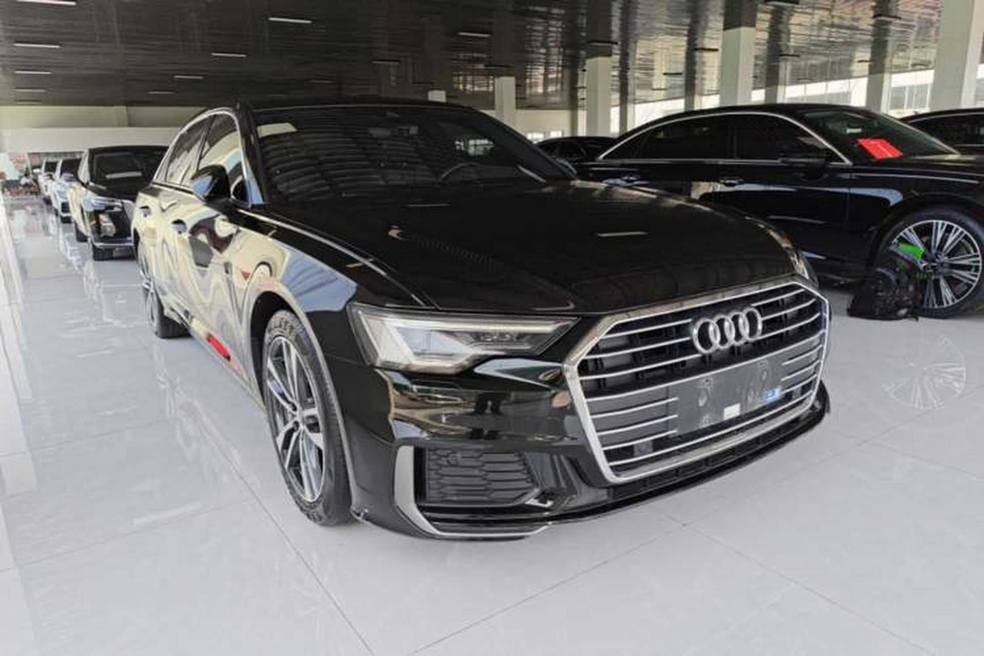 Used Audi A6L 2022 40 TFSI Luxury Dynamic Model Front Right 45 Deg