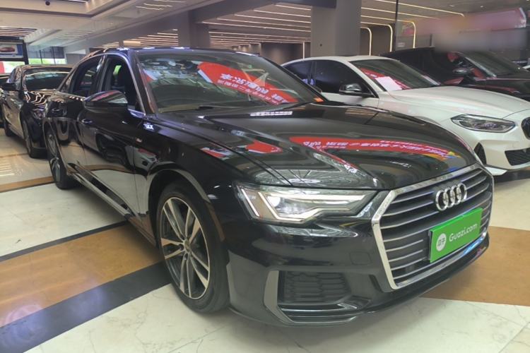 Used Audi A6L 2022 40 TFSI Luxury Dynamic Model Front Right 45 Deg
