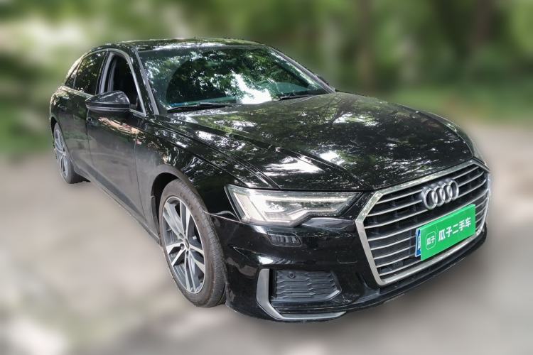 Used Audi A6L 2022 40 TFSI Luxury Dynamic Model Front Right 45 Deg