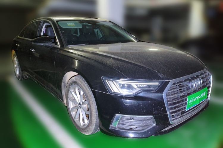 Used Audi A6L 2022 40 TFSI Luxury Prestige Edition Front Right 45 Deg