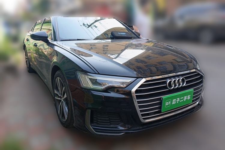 Used Audi A6L 2022 40 TFSI Luxury Dynamic Model Front Right 45 Deg