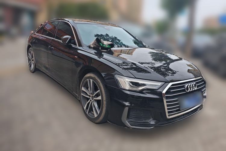 Used Audi A6L 2022 40 TFSI Luxury Dynamic Model Front Right 45 Deg