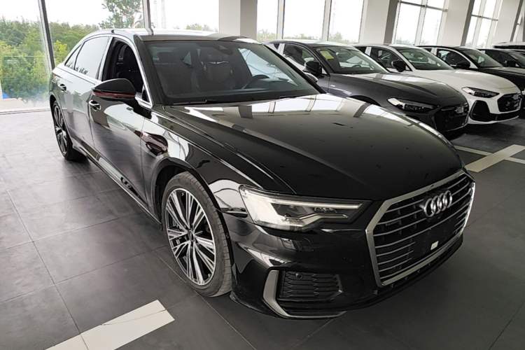 Used Audi A6L 2022 55 TFSI quattro Prestige Dynamic Edition Front Right 45 Deg