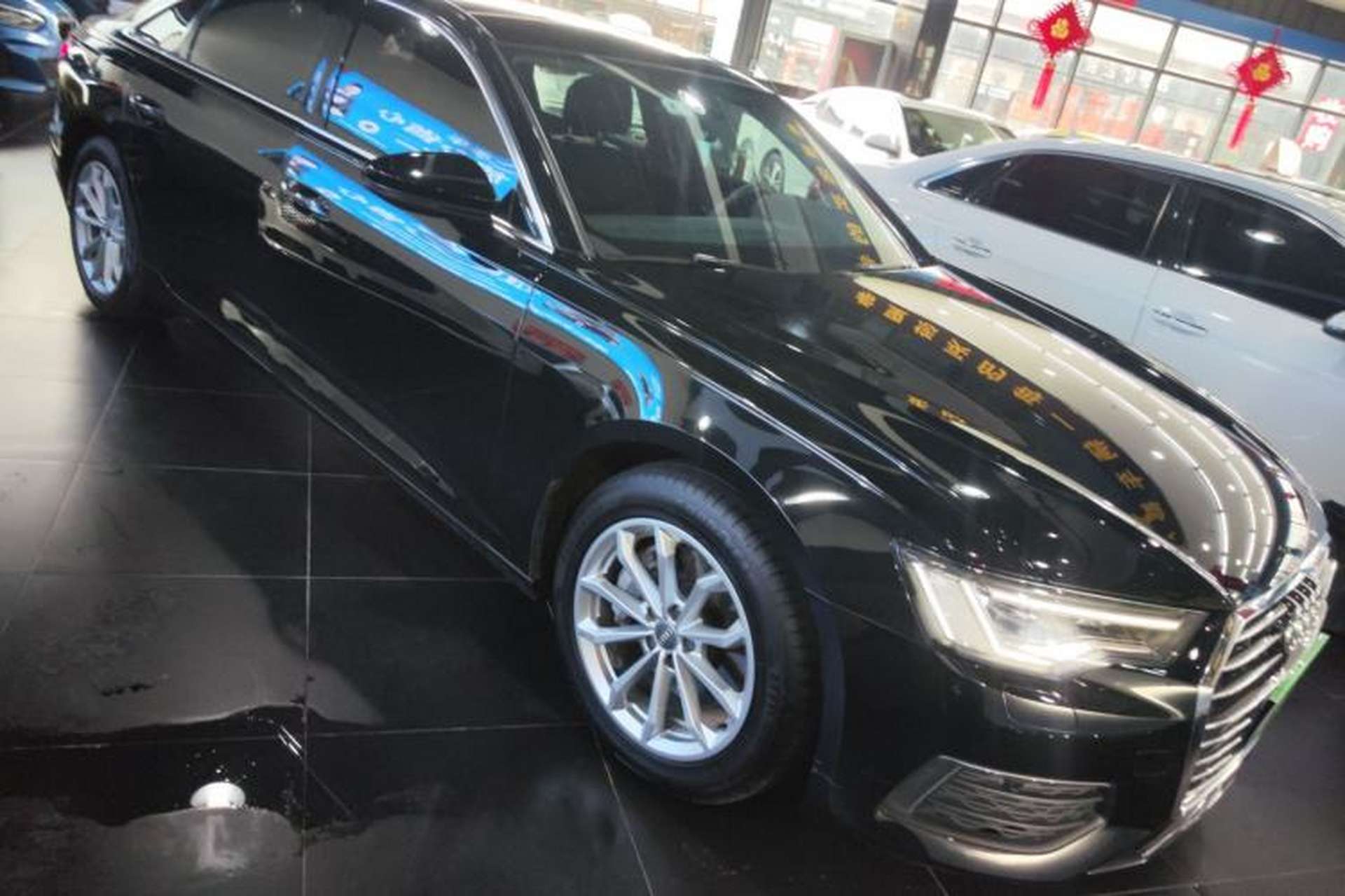 Used Audi A6L 2022 40 TFSI Luxury Prestige Edition Front Right 45 Deg