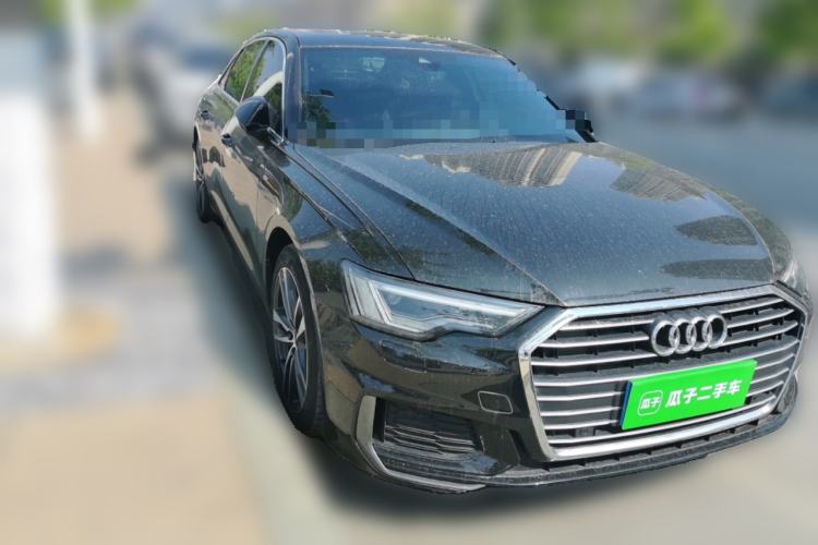 Used Audi A6L 2022 40 TFSI Luxury Dynamic Model Front Right 45 Deg