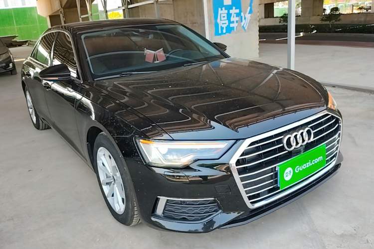 Used Audi A6L 2022 40 TFSI Luxury Prestige Edition Front Right 45 Deg