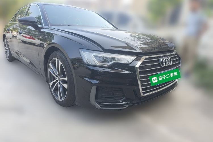 Used Audi A6L 2022 40 TFSI Luxury Dynamic Model Front Right 45 Deg