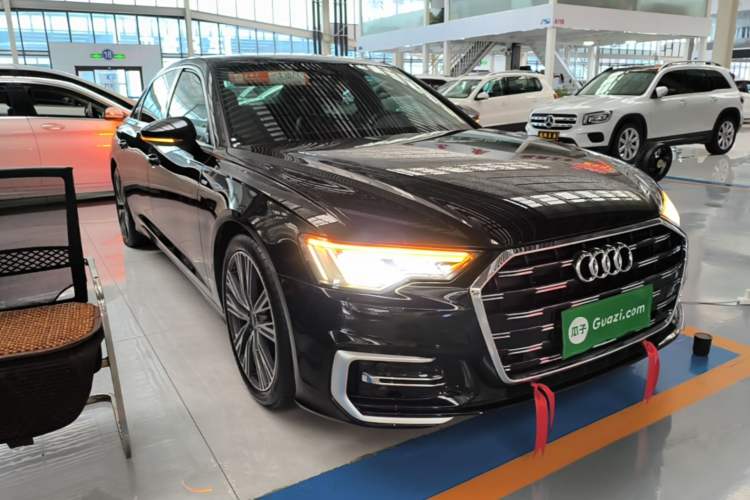 Used Audi A6L 2022 45 TFSI Prestige Dynamic Edition Front Right 45 Deg