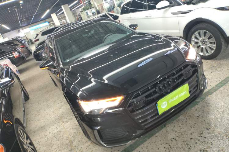 Used Audi A6L 2022 45 TFSI quattro Prestige Dynamic Edition Front Right 45 Deg