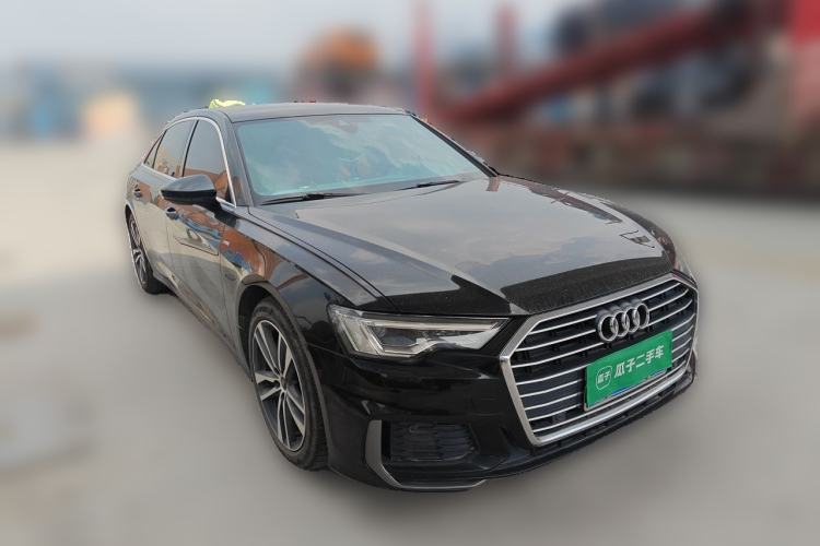 Used Audi A6L 2022 40 TFSI Luxury Dynamic Model Front Right 45 Deg