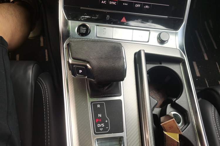 Used Audi A6L 2022 40 TFSI Luxury Prestige Edition Gear Lever