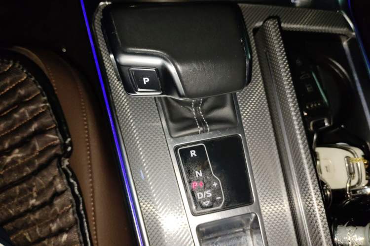 Used Audi A6L 2022 45 TFSI Prestige Dynamic Edition Gear Lever
