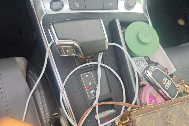 Used Audi A6L 2022 45 TFSI Prestige Dynamic Edition Gear Lever