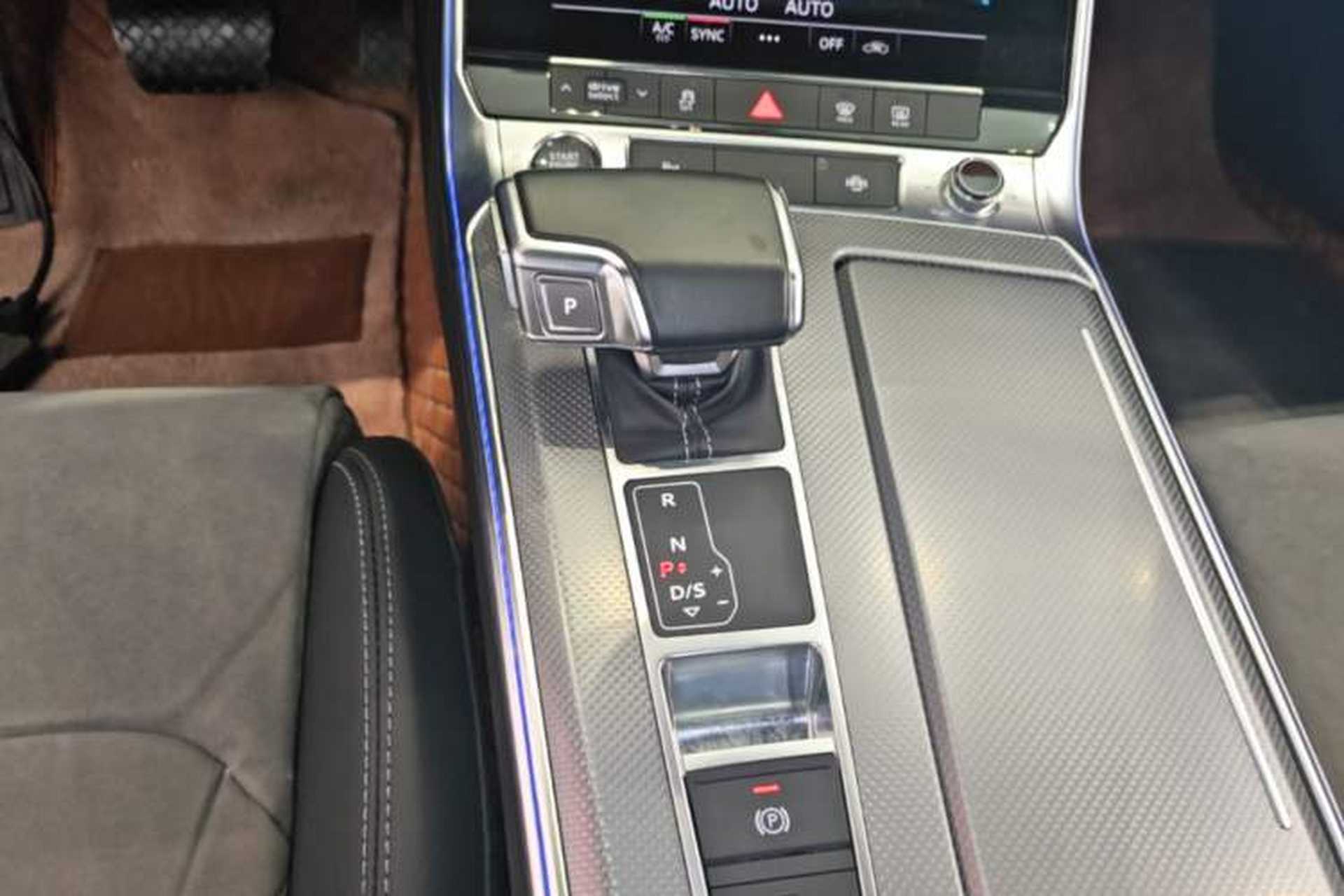Used Audi A6L 2022 40 TFSI Luxury Dynamic Model Gear Lever