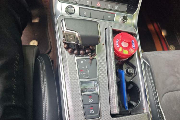 Used Audi A6L 2022 45 TFSI quattro Prestige Dynamic Edition Gear Lever