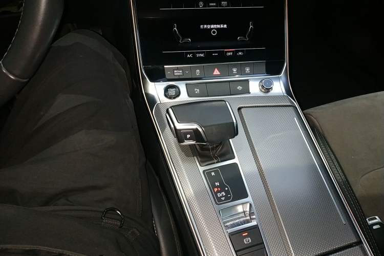 Used Audi A6L 2022 40 TFSI Luxury Dynamic Model Gear Lever