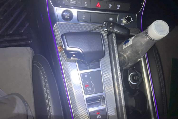 Used Audi A6L 2022 45 TFSI quattro Prestige Dynamic Edition Gear Lever