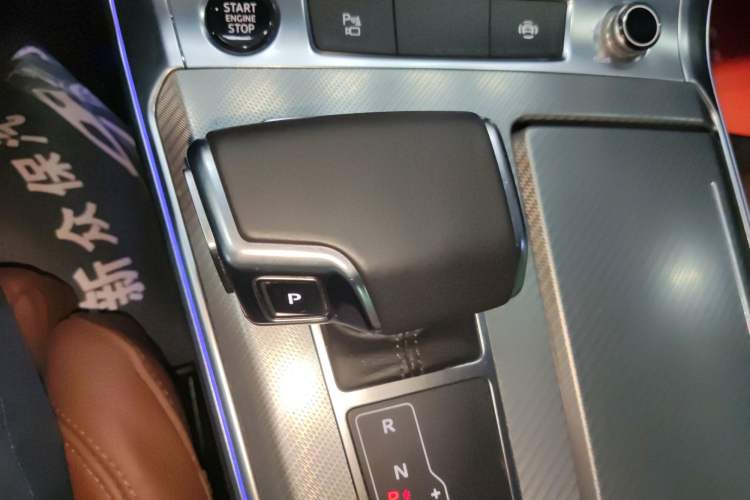 Used Audi A6L 2022 45 TFSI Prestige Elegant Edition Gear Lever