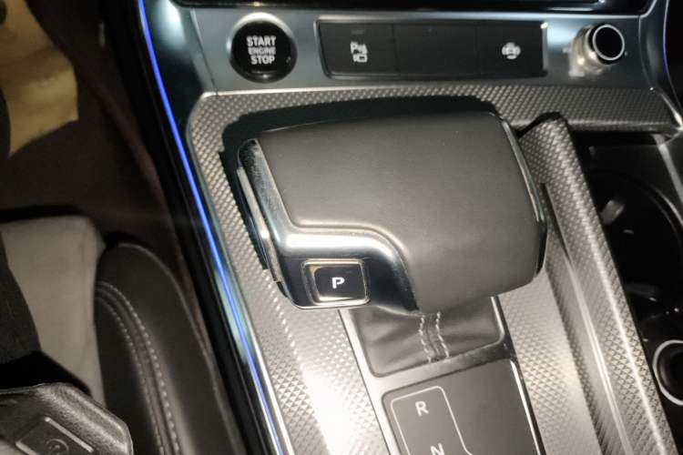 Used Audi A6L 2022 45 TFSI Prestige Dynamic Edition Gear Lever