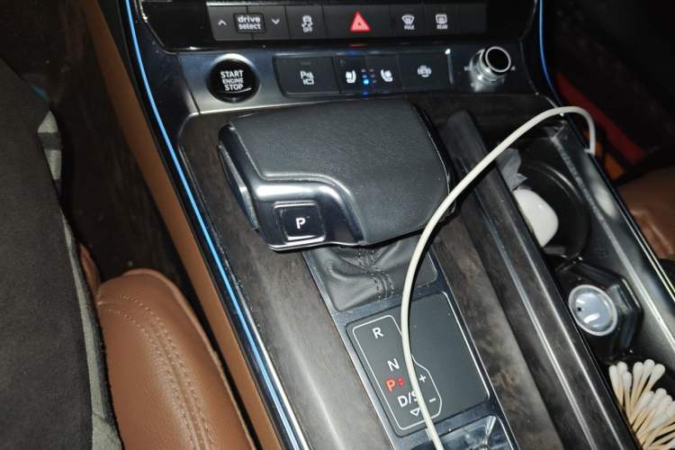 Used Audi A6L 2022 45 TFSI Prestige Elegant Edition Gear Lever