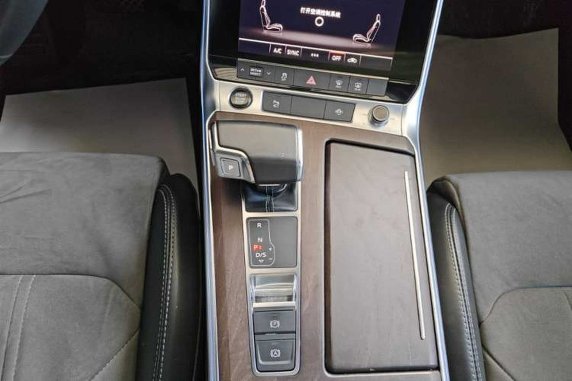 Used Audi A6L 2022 40 TFSI Luxury Dynamic Model Gear Lever